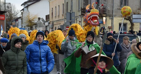Ulicami Szydłowca przeszedł Orszak Trzech Króli 