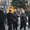 Za królami i biskupem