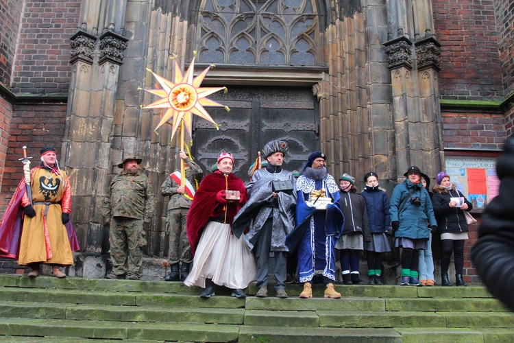 Książę i Królowie wspólnie w orszaku