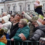 Orszak Trzech Króli w Bielsku-Białej 2025 - w drodze do stajenki na pl. Wojska Polskiego