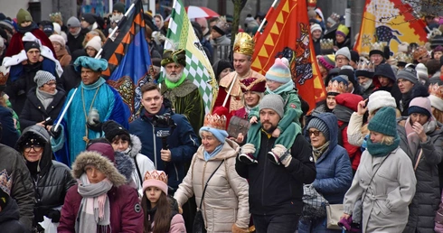 Pokłonili się Jezusowi