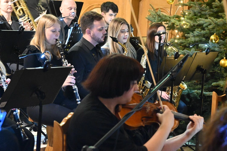 Na trąbkę, saksofon, skrzypce