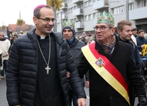 Zobaczysz i promienieć będziesz, a serce twe zadrży i rozszerzy się