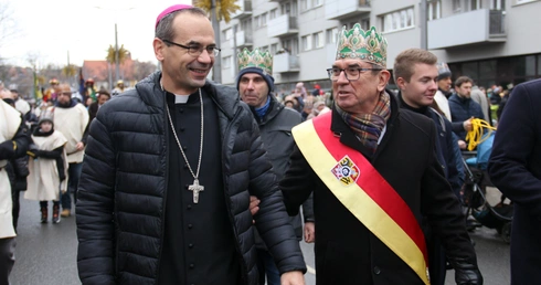 Zobaczysz i promienieć będziesz, a serce twe zadrży i rozszerzy się