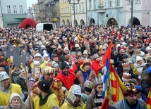 Świąteczny tłum na gliwickim rynku
