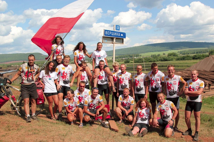 Najdalsza rowerowa wyprawa NINIWA Team – na Syberię – odbyła się w 2013 r. Jej uczestnicy pokonali ponad 8 tys. km. 