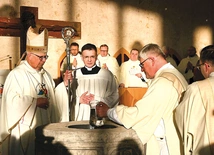 	Uroczysta inauguracja odbyła się w kościele seminaryjno- -akademickim w Opolu.