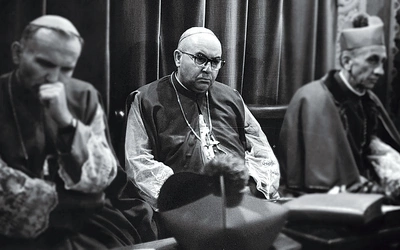 	Kard. Bolesław Kominek, metropolita wrocławski, był autorem idei, która wyprzedzała jego czasy.