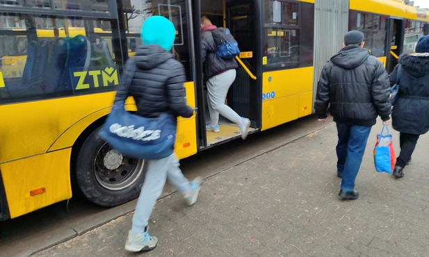 Śląskie. GZM i Polski Alarm Smogowy badają zanieczyszczenia transportowe