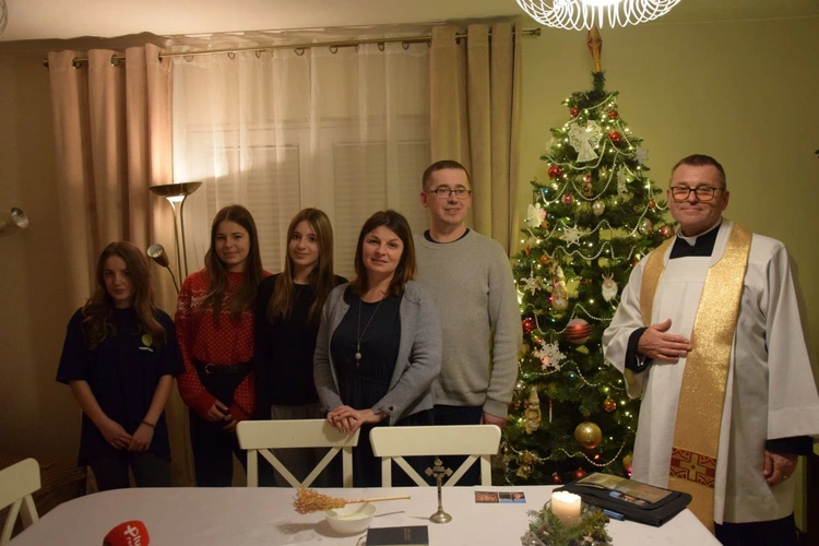 Wizyta duszpasterska u państwa Zielińskich w Radomiu.