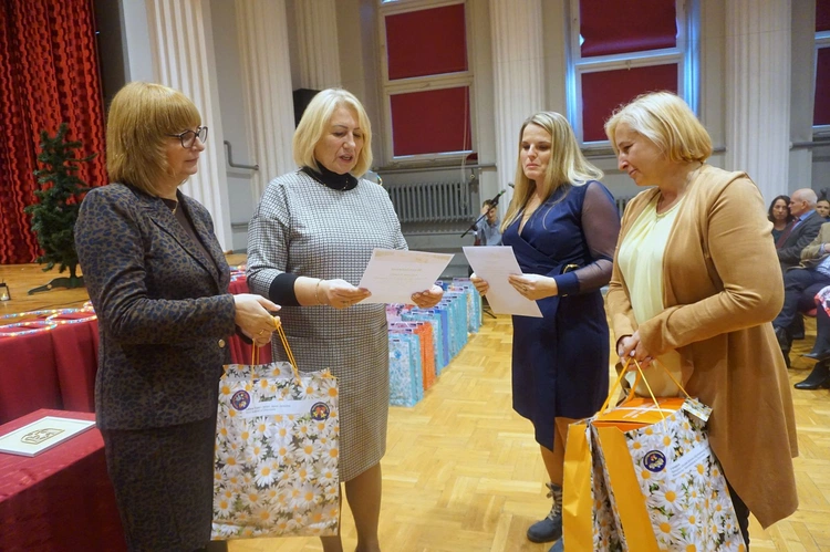 Gala XXIV Międzyszkolnego Przeglądu Inscenizacji Bożonarodzeniowych  - wręczenie nagród 