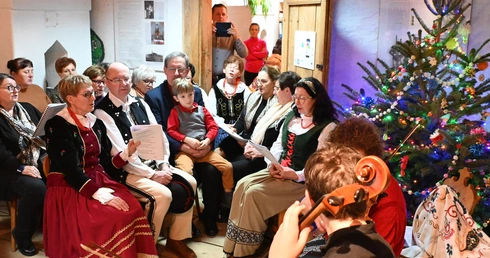 Orawa. Kolędy w zimowej scenerii