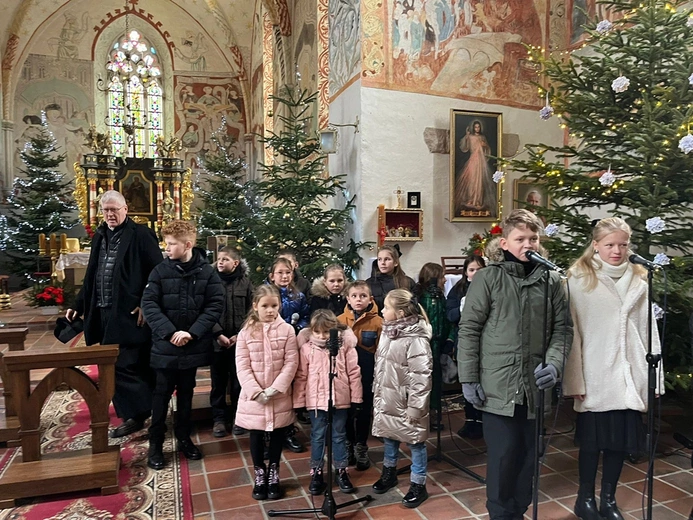 Wielkie kolędowanie w Małujowicach i okolicy