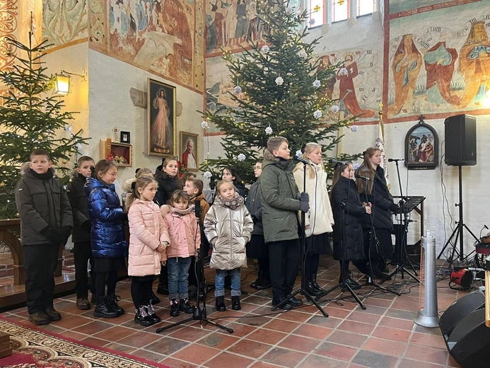 Wielkie kolędowanie w Małujowicach i okolicy