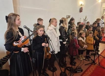 Wielkie kolędowanie w Małujowicach i okolicy