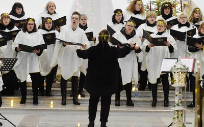 Gutkowo. Jasełka "Zaśpiewajmy Jezuskowi"