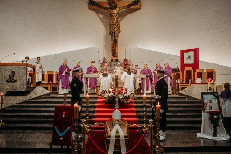 Ostatnie pożegnanie ks. Edmunda Skalskiego