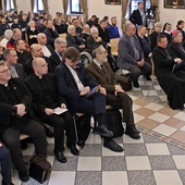 Dzień Judaizmu we Wrocławiu. Chanuka czy Boże Narodzenie? "To antyludzkie i antychrześcijańskie"