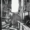 	Kaplica Mariacka (Batorego) w katedrze wawelskiej po 17 stycznia 1945 roku. Bomba, która spadła na dziedziniec Batorego, uszkodziła zarówno katedrę, jak i zamek królewski.