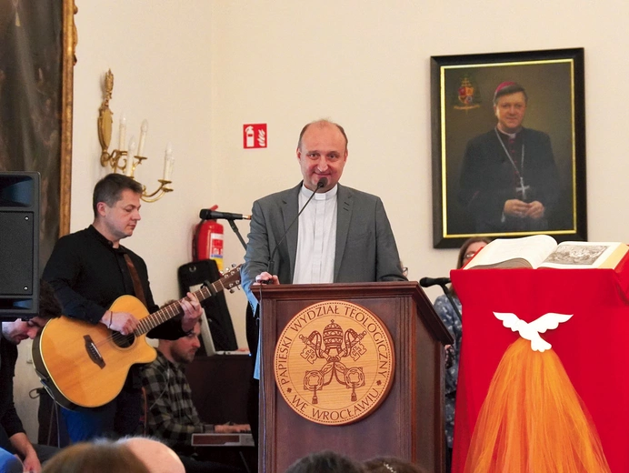 Można dostrzec ogromny głód takich spotkań.