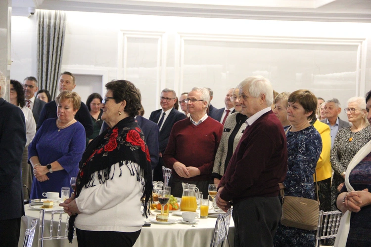 Niskowa. Spotkanie opłatkowe dla seniorów i grup parafialnych