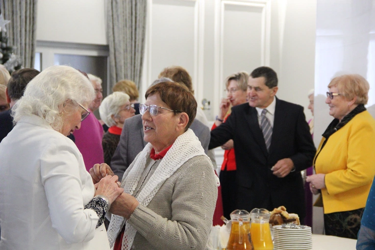 Niskowa. Spotkanie opłatkowe dla seniorów i grup parafialnych