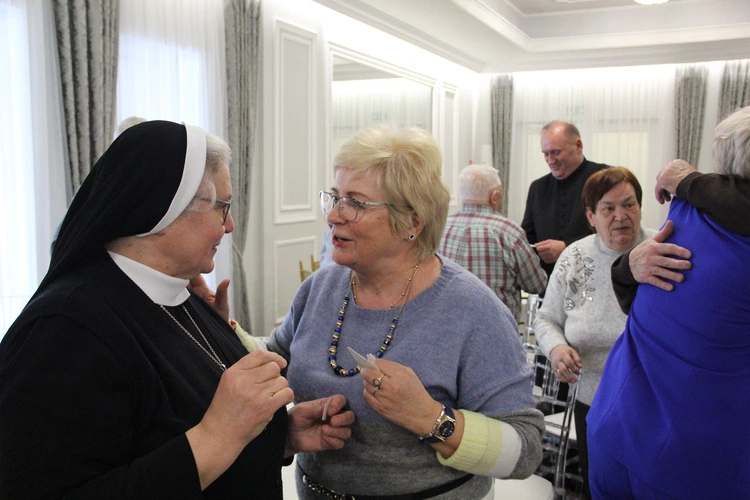 Niskowa. Spotkanie opłatkowe dla seniorów i grup parafialnych