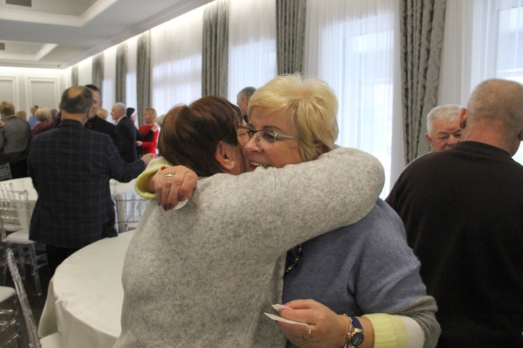 Niskowa. Spotkanie opłatkowe dla seniorów i grup parafialnych