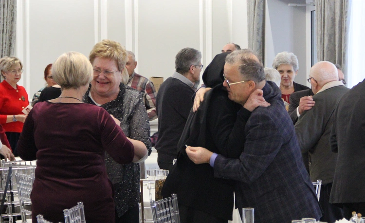 Niskowa. Spotkanie opłatkowe dla seniorów i grup parafialnych