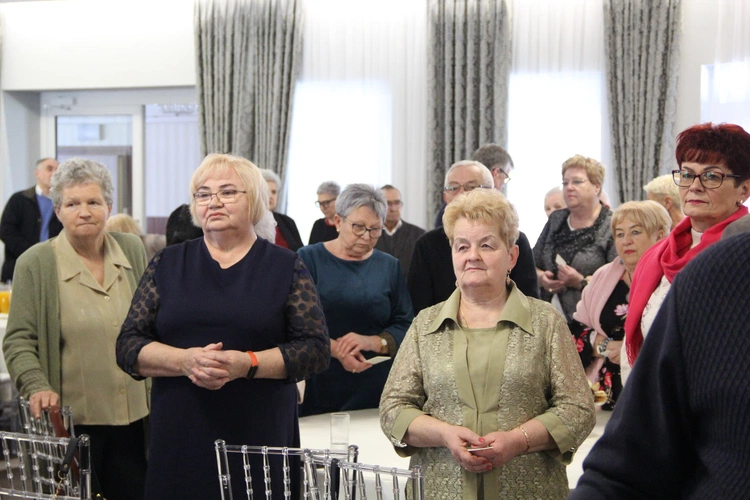 Niskowa. Spotkanie opłatkowe dla seniorów i grup parafialnych