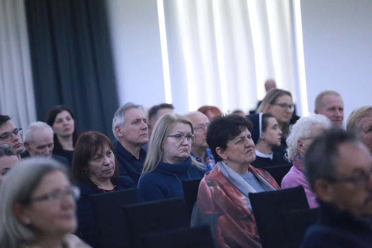 Konferencja o zmianach w polskiej szkole w Mielcu