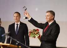 Nagrody dla przyjaciół życia
