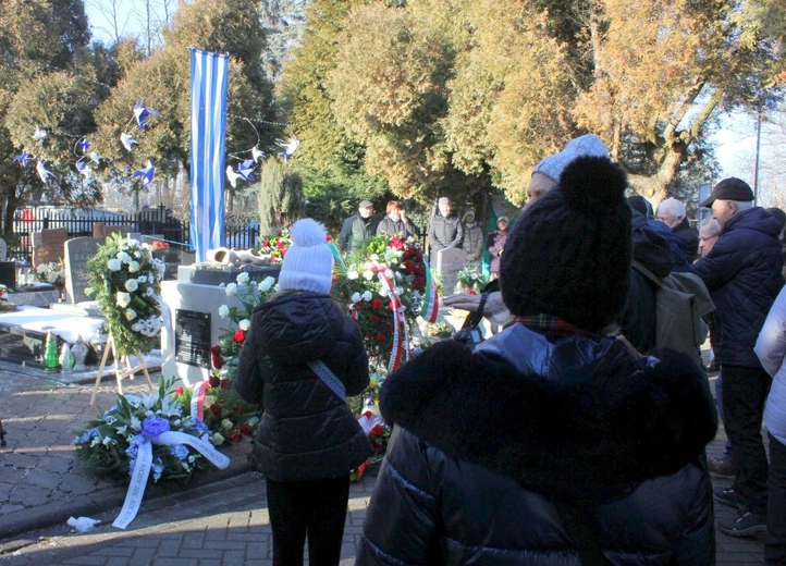 Odsłonięcie monumentu pamięci ofiar marszu śmierci