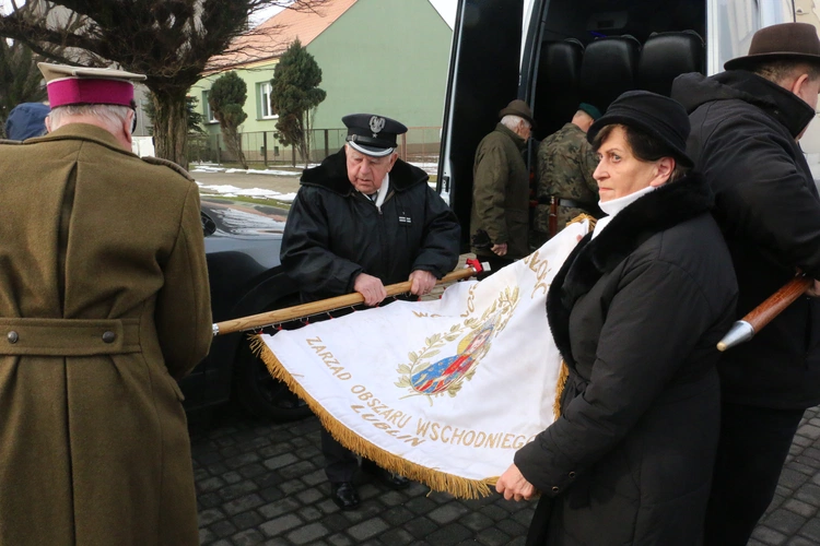 Pogrzeb kpt. Wacława Szaconia "Czarnego"