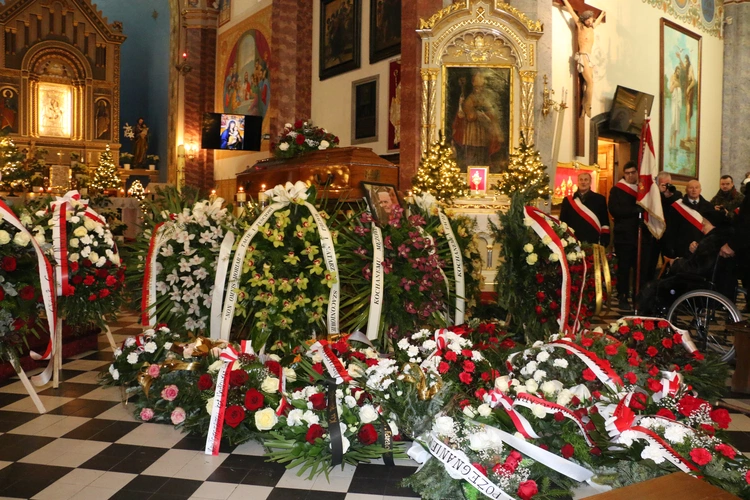 Pogrzeb kpt. Wacława Szaconia "Czarnego"