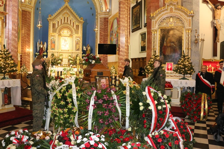 Pogrzeb kpt. Wacława Szaconia "Czarnego"