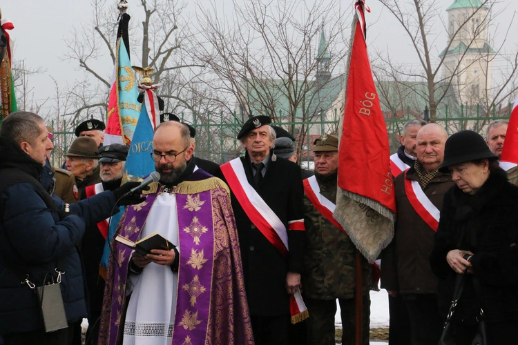 Pogrzeb kpt. Wacława Szaconia "Czarnego"