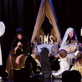 	W rolach Świętej Rodziny – Zosia Kawulok, Paweł Wajdzik i Franio Sowa. 