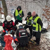 	Podczas zadania ratowania dzieci postrzelonych w lesie.