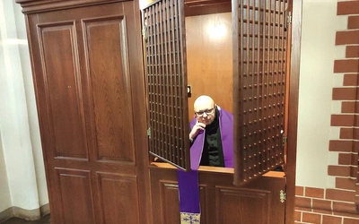 Ks. Marek Matyszek już rozpoczął swoje dyżury.