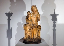 Madonna z Dzieciątkiem z około 1370 roku.