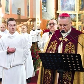 Dawid Makowski był ceremoniarzem podczas inauguracji Roku Jubileuszowego 2025 w zielonogórskiej konkatedrze.