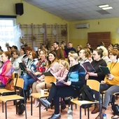 Muzyka łączy, inspiruje i otwiera na głębsze przeżywanie wiary.