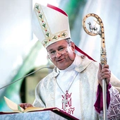 Co tydzień biskup będzie wyjaśniał znaczenie kolejnych elementów liturgii.