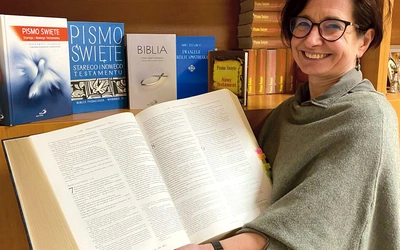 – W Piśmie Świętym znajduję odpowiedzi na nurtujące mnie pytania, także te dotyczące życia codziennego – mówi Joanna Człapska.