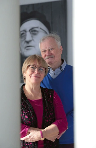 Pod koniec lat 70. XX w. przyszli małżonkowie: Dobromiła Herz i Stanisław Salik zaangażowali się w działalność i przygotowanie pierwszych dużych spotkań wspólnoty z Taizé za żelazną kurtyną. W trudnym czasie komunistycznego reżimu próbowano zaszczepić w Polsce idee pokoju, pojednania, zaufania, komunii. Bracia z Taizé wraz z permanentami – czyli młodymi różnych narodowości poświęcającymi wspólnocie jakiś czas – chcieli nawiązać kontakt z Ruchem Światło–Życie i jego założycielem. Stanisław był jedną z osób,…