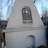 Obelisk na cmentarzu parafilanym w Stalowej Woli.