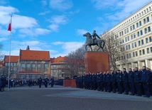 Śląskie. 200 nowych policjantów złożyło ślubowanie