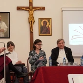 Bibliści odpowiadali na trudne pytania