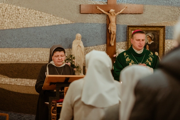 Liturgia w domu sióstr urszulanek
